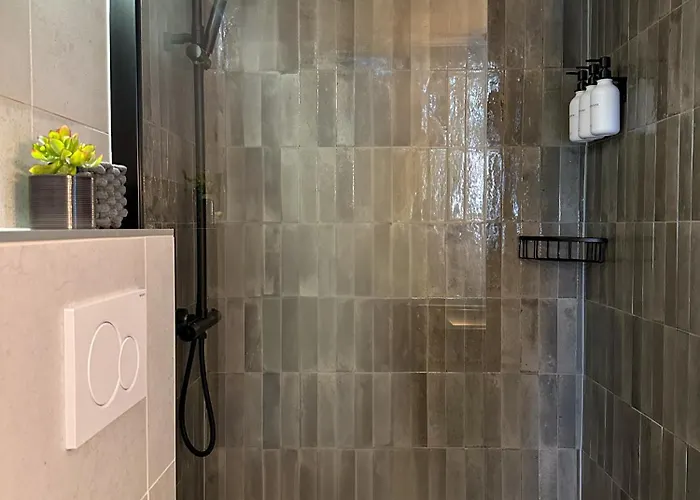 Escape Διαμέρισμα *